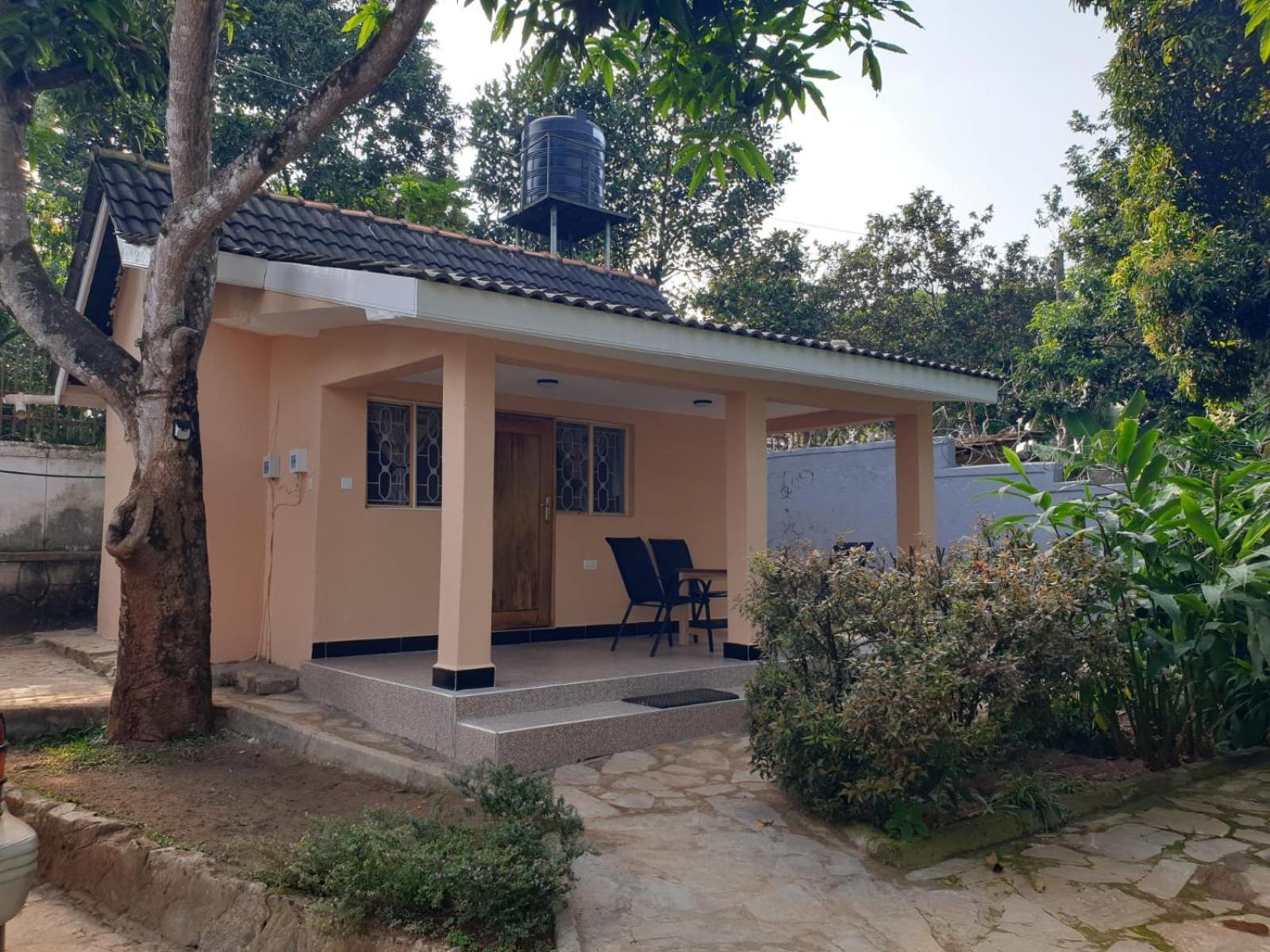 Alison & Dave'S Guesthouse Энтеббе Экстерьер фото